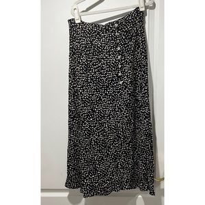 EUC Leith Button Side Midi Skirt in Black Cindy Print size Medium